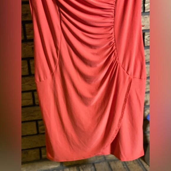 ‎Coral medium Dana Buchman vneck dress - Picture 5 of 6